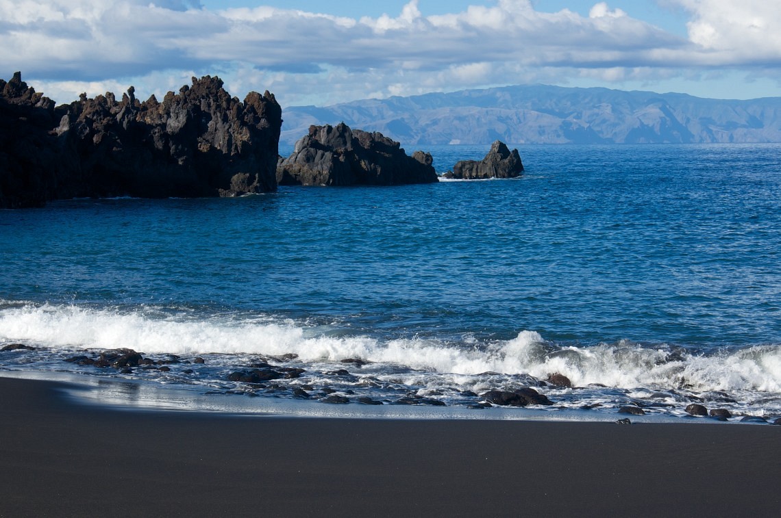 Black sand